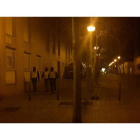 Agentes de los Mossos, durante el operativo antiyihadista en Sabadell, hoy.