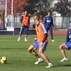 Un triunfo deportivista en Lugo aseguraría al equipo de Claudio Barragán seguir fuera de los puestos de descenso.