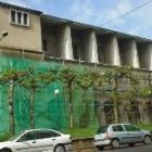 Aspecto de la iglesia de Santa Bárbara, durante las obras de la reforma de la fachada exterior