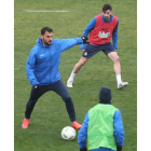 Chavero fue uno de los principales pilares de la Deportiva en la primera vuelta. L. DE LA MATA