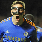 Fernando Torres lo celebra tras anotar su decisivo gol.