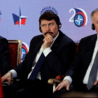 De izquierda a derecha, el presidente de Chequia, Milos Zeman; el presidente de Hungría, Janos Ader, y el presidente de Eslovaquia, Andrej Kiska, en una conmemoración del Grupo de Visegrado en Praga el 12 ede marzo del 2019.