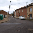 Imagen de la calle Mayor de Villlademor de la Vega, que será remodelada próximamente.