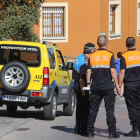 Miembros de Protección Civil organizando un dispositivo de apoyo. DL
