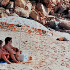 La fotografía con la que Javier Bauluz ganó el premio Pulitzer hace diez años recuerda al reciente hallazgo del pequeño niño sirio en una playa de Turquía.