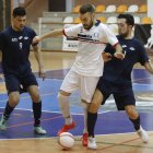 Furi fue el jugador más entonado siendo uno de los pocos que se salva de la quema. FERNANDO OTERO