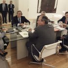 Fátima Báñez, Juan Rosell, Ignacio Fdez. Toxo, Mariano Rajoy, Cándido Méndez y Jesús Terciado.
