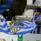 Este niño se hizo amigo de Marco Ortega, al que prestó su bandera para secar el balón