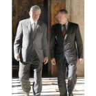 Pasqual Maragall y Josep Piqué, momentos antes de su reunión de ayer