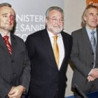 Mariano Barbacid y Bernat Soria, durante la presentación de Erwin Wagner como investigador del Cnio