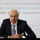 El jefe de la investigación sobre la fundación NHS de Mid Staffordshire, Robert Francis.
