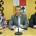 Rodríguez, Dorado y Pascual, ayer, en La Robla. PLANILLO