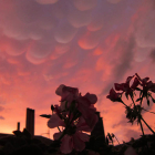 Vista de las nubes mammatus desde la avenida de América de Ponferrada.