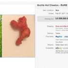 Captura de pantalla del anuncio de eBay en el que se subasta un Cheeto con la forma del gorila Harambe por 999,999 dólares.