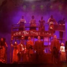 Una escena del musical ‘Jekyll & Hyde’ que desembarcará en enero en el Auditorio Ciudad de León. theatre properties