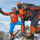 Jesús Calleja, Alain Hubert y Emilio Valdés en la cima de la montaña Wideroefjellet.