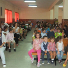 La inauguración de los centros educativos contó con un lleno en el aforo del salón.