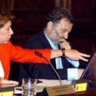 La ministra, junto al presidente del GIF, Antonio González