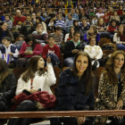 La mujer de David Bustamante, Paula Echevarría, en la grada del Palacio.