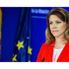 La presidenta de Castilla-La Mancha, María Dolores de Cospedal, durante la rueda de prensa que ha ofrecido hoy en el Palacio de Fuensalida, sede de la Presidencia regional, para hacer balance de la primera mitad de legislatura al frente del Ejecutivo.