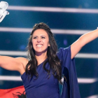 La ucraniana Jamala celebra su triunfo en Eurovisión 2016.