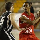 Bazemore volvió a lucir su clase con 39 puntos. JESÚS