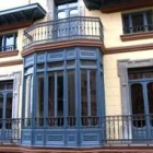 Fachada del edificio que alberga hoy la escuela de música y que acogerá el museo de la indumentaria