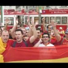 Quince mil aficionados desplazados a Portugal para apoyar a la selección en el partido decisivo, en el que se decide su paso a cuartos de final.