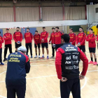 Marchán y Jaime Fernández, ayer con el resto de la selección. RFEB