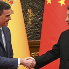 El presidente del Gobierno, Pedro Sánchez, junto al presidente Xi Jingpin. BORJA PUIG DE LA BELLACASA