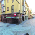 Cruce de las calles en las que ocurrieron los hechos, al lado de la plaza Mayor de León. DL