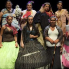 Un momento de la representación de las gitanas del barrio sevillano de El Vacíe.