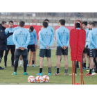 Curro Torres inició la preparación del primer encuentro de 2022 el próximo sábado frente al UD Logroñés en la capital riojana. MARCIANO PÉREZ