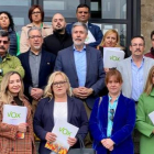 Imagen de archivo de los los candidatos de Vox a los ayuntamientos de León, San Andrés del Rabanedo y Villaquilambre el día que registraron sus candidaturas. MÁZ