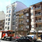Los bomberos de Ponferrada comprobaron que el humo procedía de una cocina de carbón recién encendida