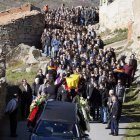 Centenares de personas asistieron ayer al funeral.