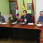 El alcalde, junto a otros miembros del equipo de gobierno. LDLM