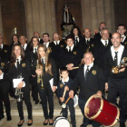 La banda de la Cofradía de la Virgen de Los Dolores de Gradefes, tras su actuación.