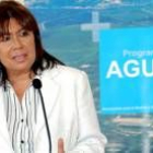 La ministra de Medio Ambiente durante la rueda de prensa que ofreció ayer