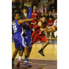 Último duelo entre Baloncesto León y Burgos en el Palacio.