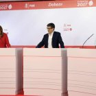 Los candidatos a la Secretaría General, Susana Díaz, Patxi López y Pedro Sánchez, durante el debate de ayer en Ferraz. EVA ERCOLANESE