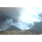 El incendio que arrasa La Cabrera ha llegado ya a Villarino.