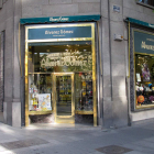 Fachada de la perfumería Álvarez Gómez en la madrileña calle Serrano.