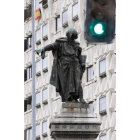 Estatua de Guzmán el Bueno.
