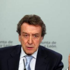 De Santiago-Juárez, al término del Consejo de Gobierno.