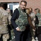 Zapatero, durante su visita con Chacón y Jiménez a la base de Qala i Naw.