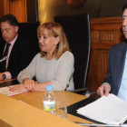 José Antonio Velasco, Marcos Martínez Barazón, Isabel Carrasco y Jaime González, ayer en el pleno de la Diputación.