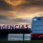 - Entrada a urgencias del Hospital Universitario Central de Asturias (HUCA), este sábado. ALBERTO MORANTE