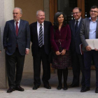 Los autores del documento Ideas para una reforma de la Constitución en la presentación del informe.