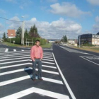 Jesús García Flórez, ayer en el cruce del Caminón.